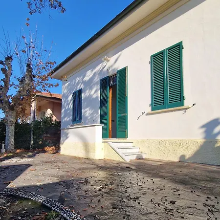 Villetta Fronte Mare In Versilia - Affitti Mensili Trattabili Holiday home *