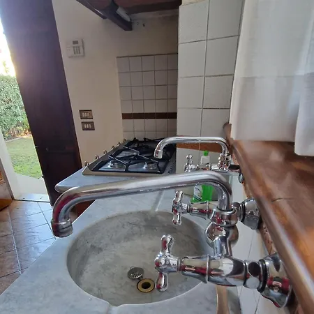 Villetta Fronte Mare In Versilia - Affitti Mensili Trattabili *